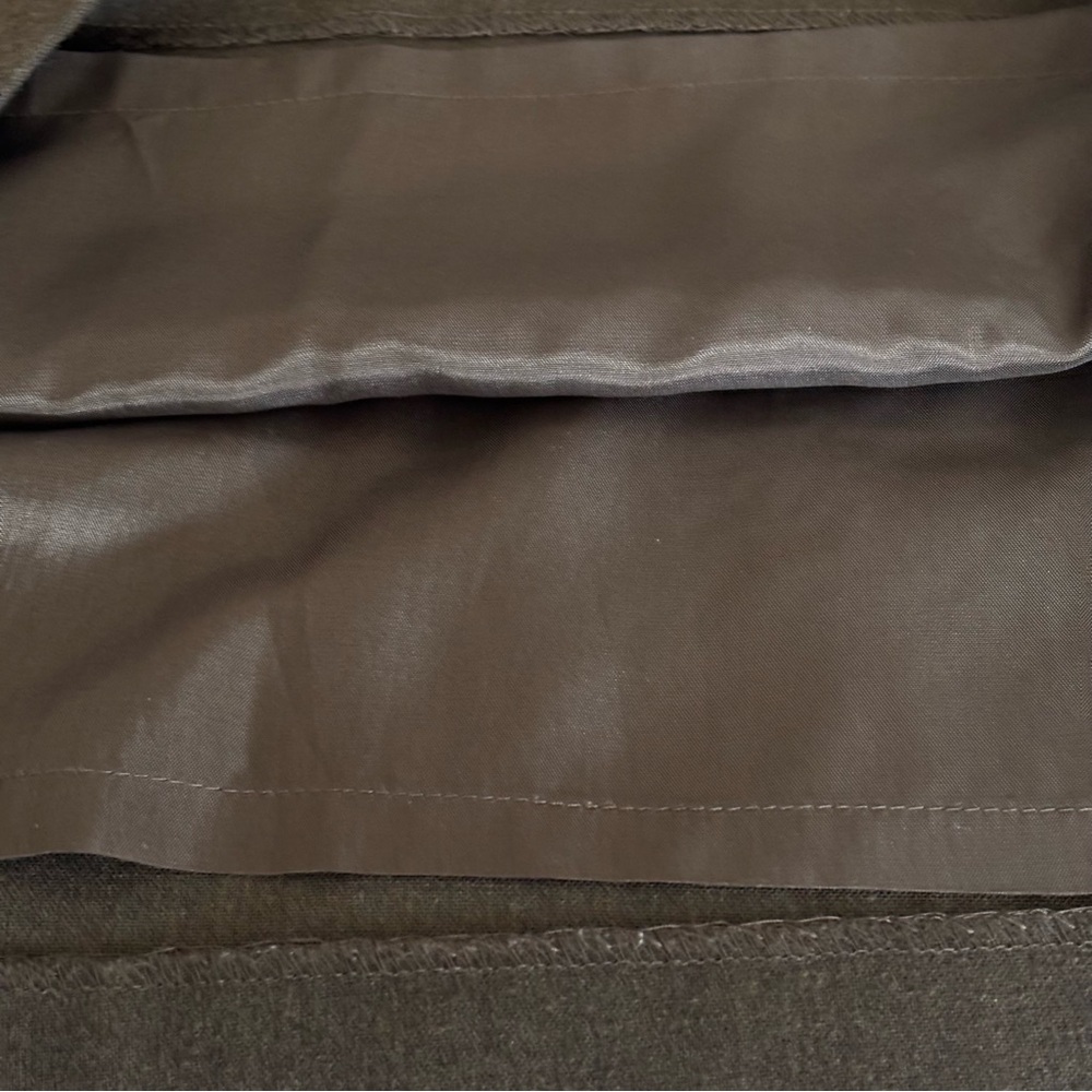 ❤️2/$15 or 3/$21❤️Ann Taylor Brown/Tan Embroidered Pencil Skirt, Size 6 Petite - Picture 8 of 10